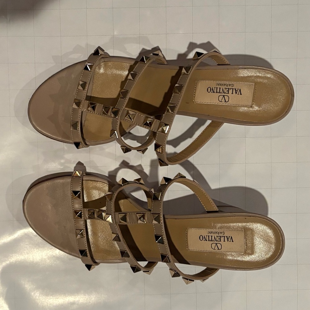 New and Authentic Valentino Garavani Beige Studded Sandals - Picture 6 of 8